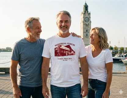 MONTREAL FORUM (Classic Unisex Crewneck T-shirt)